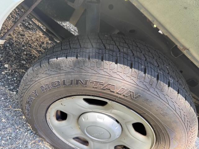 Photo of 2009 White Ford F-150