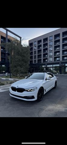 Photo of 2018 White BMW 530e