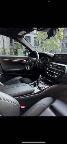 Photo of 2018 White BMW 530e