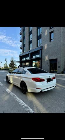 Photo of 2018 White BMW 530e