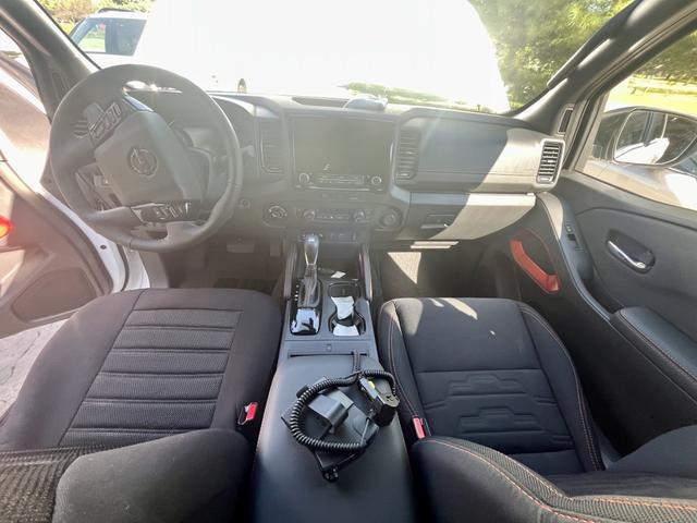 Photo of 2024 White Nissan Frontier