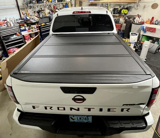 Photo of 2024 White Nissan Frontier