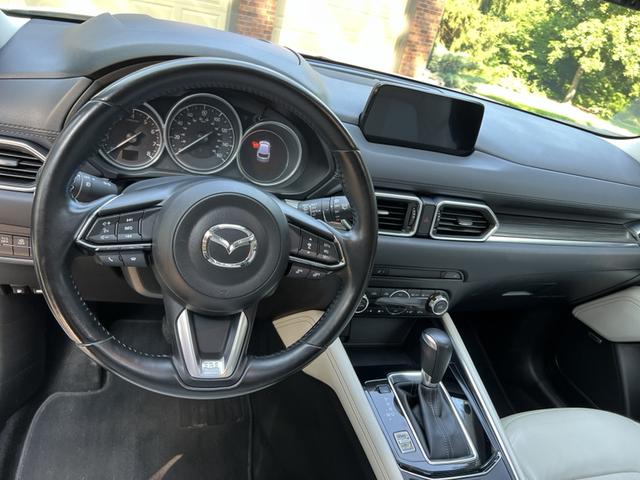 Photo of 2018 White Mazda CX-5