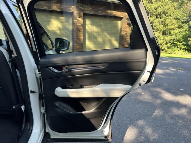 Photo of 2018 White Mazda CX-5