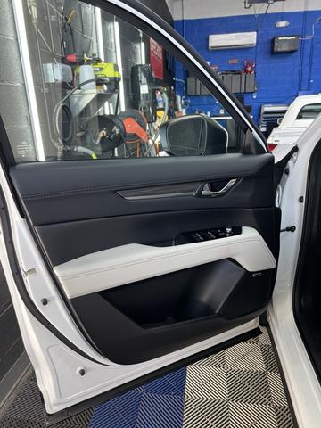 Photo of 2018 White Mazda CX-5