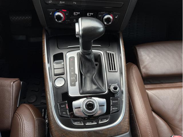 Photo of 2014 Blue Audi Q5