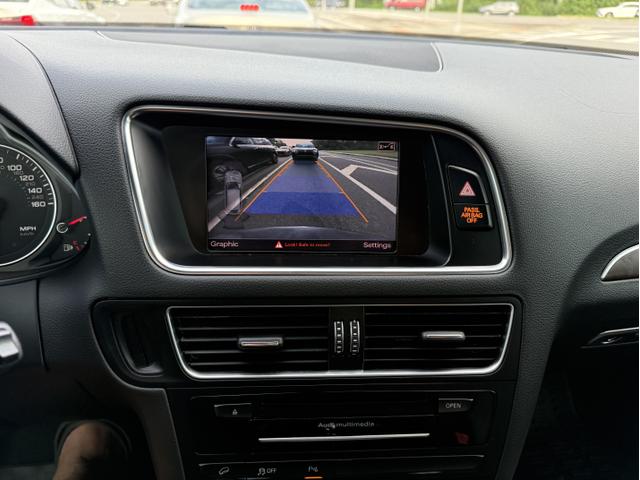 Photo of 2014 Blue Audi Q5