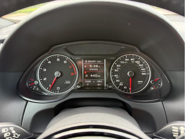 Photo of 2014 Blue Audi Q5