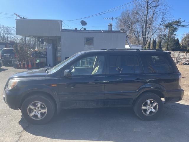 Photo of 2007 Black Honda Pilot