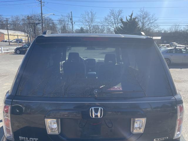 Photo of 2007 Black Honda Pilot