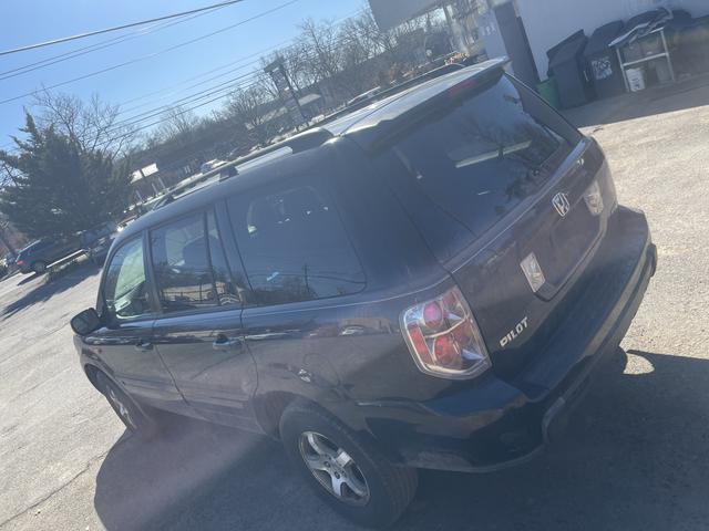 Photo of 2007 Black Honda Pilot