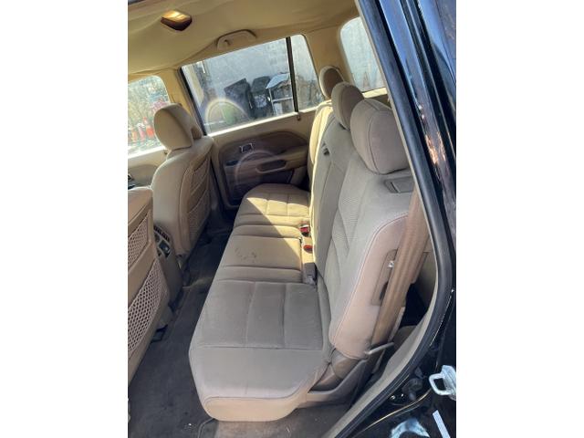 Photo of 2007 Black Honda Pilot
