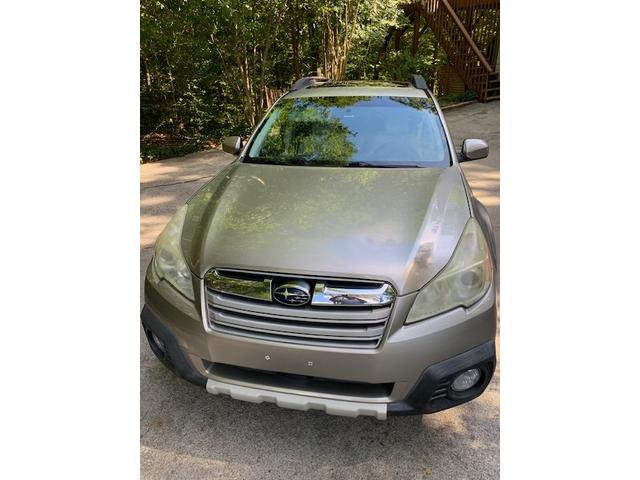 Photo of 2014 Gray Subaru Outback