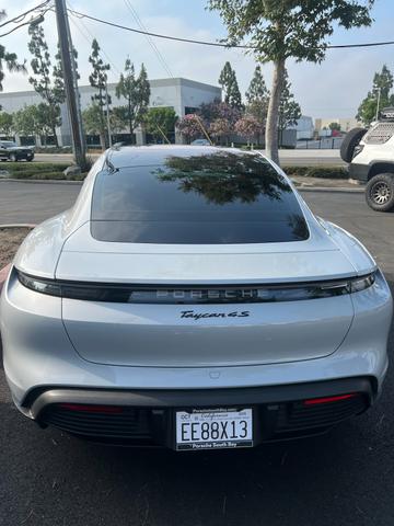 Photo of 2025 White Porsche Taycan