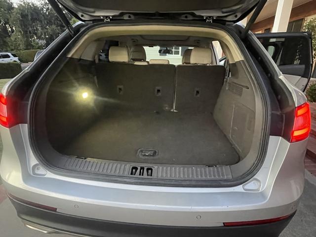 Photo of 2016 Silver Lincoln MKX