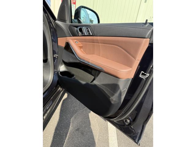 Photo of 2021 Black BMW X5