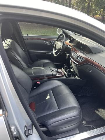 Photo of 2007 Silver Mercedes-Benz S-Class