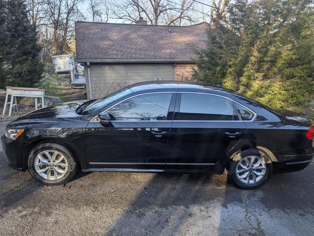 Photo of 2016 Black Volkswagen Passat
