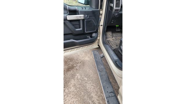Photo of 2018 Gold Ford F-150