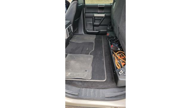 Photo of 2018 Gold Ford F-150