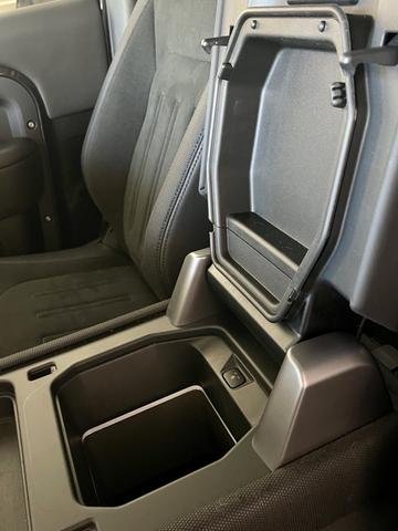 Photo of 2023 Gray Land Rover Defender