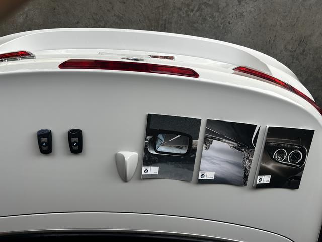 Photo of 2015 White BMW 428