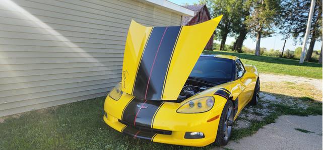Photo of 2008 Yellow Chevrolet Corvette