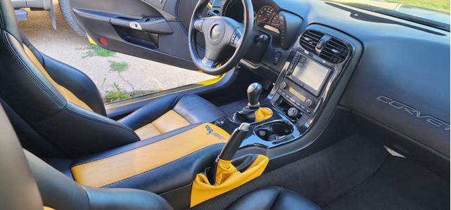 Photo of 2008 Yellow Chevrolet Corvette