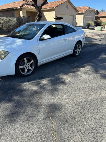 Photo of 2009 White Pontiac G5