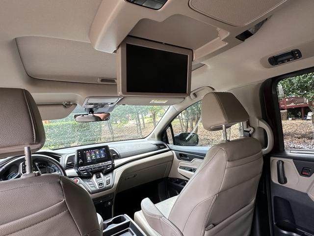 Photo of 2019 Red Honda Odyssey