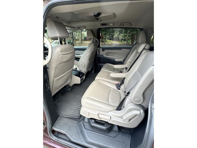Photo of 2019 Red Honda Odyssey
