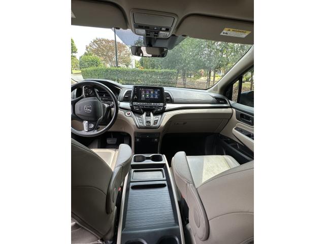 Photo of 2019 Red Honda Odyssey