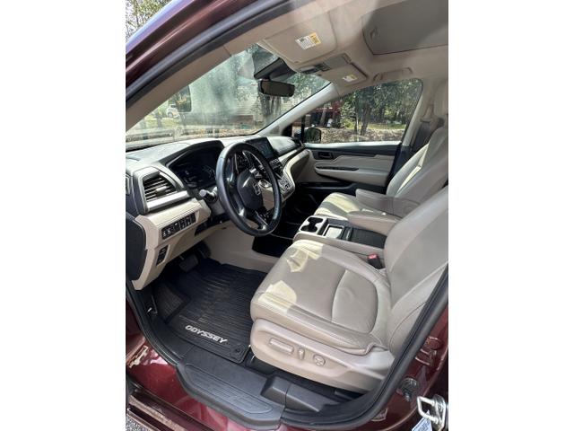Photo of 2019 Red Honda Odyssey