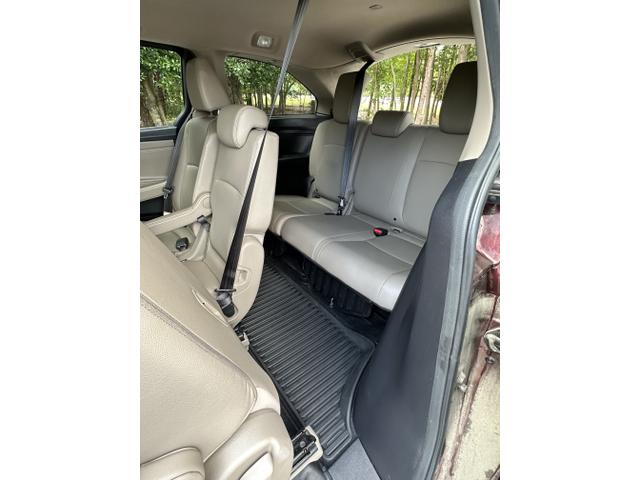 Photo of 2019 Red Honda Odyssey