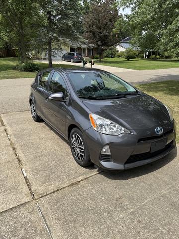 Photo of 2013 Gray Toyota Prius c