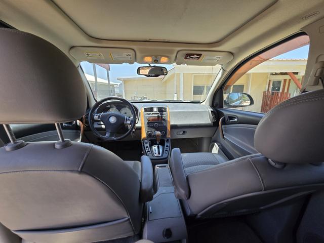 Photo of 2006 Black Saturn Vue