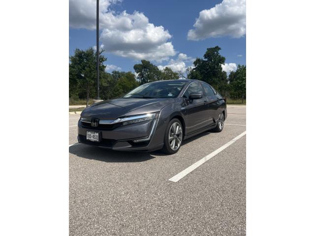 Photo of 2019 Silver Honda Clarity Plug-In Hybrid