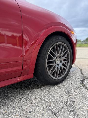 Photo of 2013 Red Porsche Cayenne