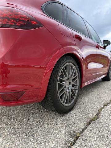 Photo of 2013 Red Porsche Cayenne