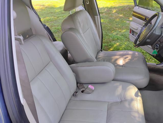 Photo of 2009 Blue Mercury Grand Marquis