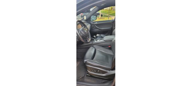 Photo of 2014 Black BMW X6 M
