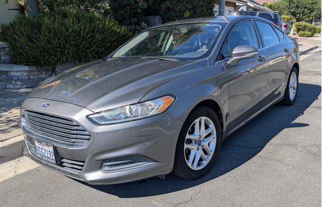 Photo of 2013 Gray Ford Fusion