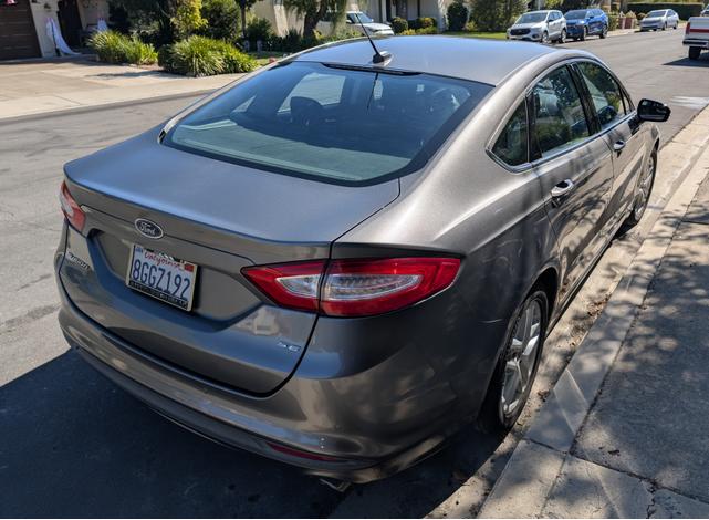 Photo of 2013 Gray Ford Fusion