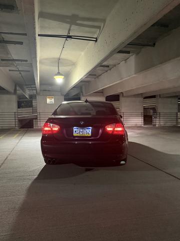 Photo of 2008 Red BMW 328