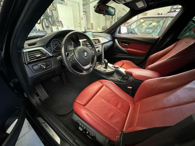 Photo of 2014 Black BMW 328