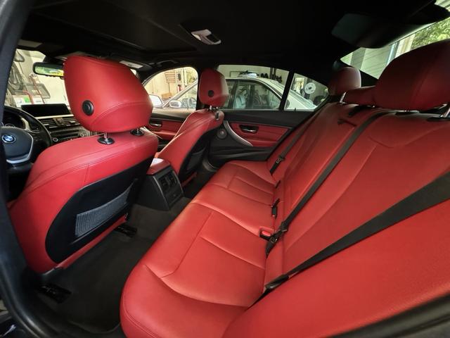 Photo of 2014 Black BMW 328
