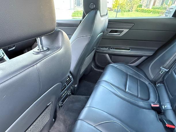 Photo of 2020 Gray Jaguar XF