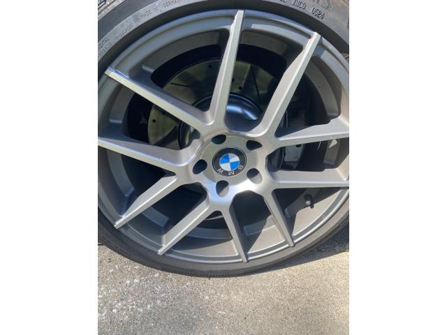 Photo of 2010 White BMW 650