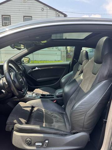 Photo of 2013 Black Audi S5