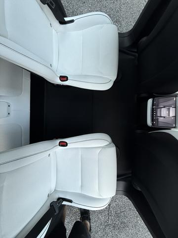 Photo of 2024 Black Tesla Model X